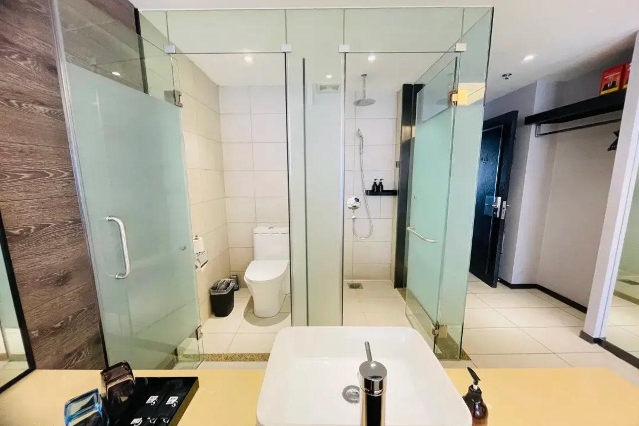 Holz Hotel Shenyang Eksteriør billede